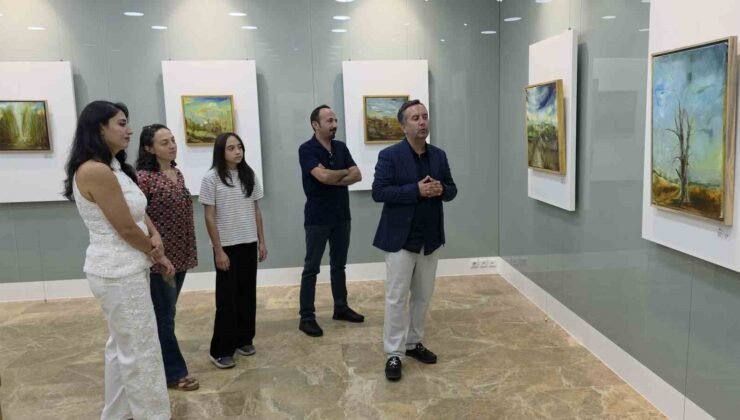 Kütahya’da Ahmet İmre’nin “Mekânın Hafızası” sergisi sanatseverlerle buluştu