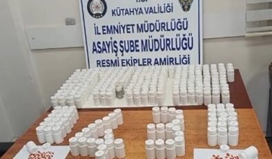 Kütahya’da araçtan 14 bin 622 uyuşturucu hap çıktı: 4 tutuklama
