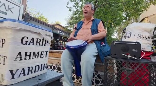 Kütahya’da “Garip Ahmet” gönüllere dokunuyor