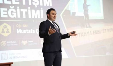 Kütahya’da İl Emniyet Müdürlüğü personeline etkili iletişim eğitimi