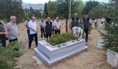 Kütahya’da Şehit Orman İşletme Şefi Murat Yıldırım, vefatının yıl dönümünde dualarla anıldı