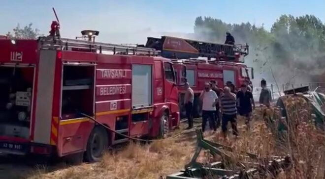 Kütahya’da yangında 400 balya saman kül oldu