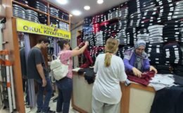 Okul kıyafetlerinde hareketlilik başladı: En uygun set 2 bin liradan başlıyor