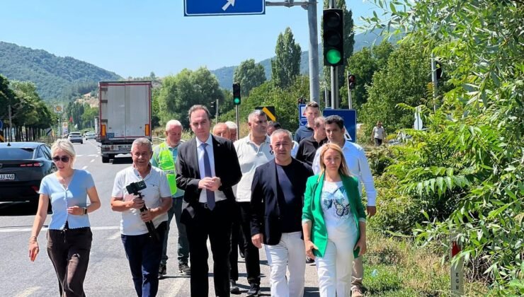 Pazaryeri’nde kritik kavşak ve bölünmüş yol yapım çalışmaları yerinde incelendi