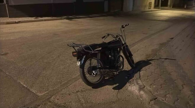 Polisten kaçarken düşürdüğü telefonu yakayı ele verdi, ehliyetsiz sürücüye 88 bin TL ceza kesildi