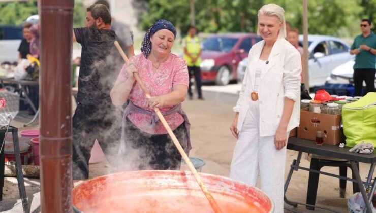 Salça kazanları kaynamaya başladı