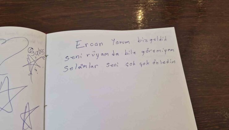 Şehitlik anı defterindeki duygusal yazılar
