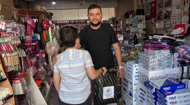 Sivrihisar Bakkallar Odası’ndan öğrencilere kırtasiye desteği