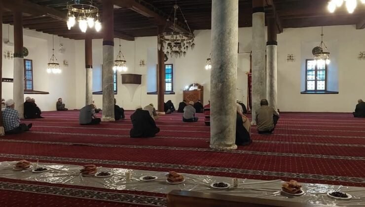 Şuhut’ta düzenlenen Sabah Namazı Buluşması etkinliği