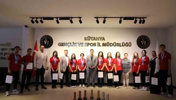 Tavşanlı’nın başarılı sporcuları 7 kupa ve 19 Türkiye derecesi elde etti