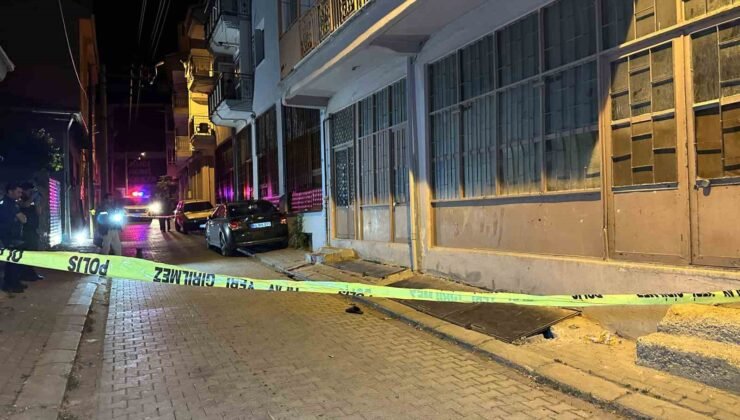 Uşak’ta 1 kişinin bıçakla ve tüfekle ağır yaralandığı olayda 2 şüpheli tutuklandı