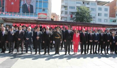 Uşak’ta 30 Ağustos Zafer Bayramı coşkuyla kutlandı