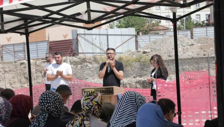 Vali Işın’dan 9 yıl sonra karşılaştığı eski askere: “O duayı yeniden et”
