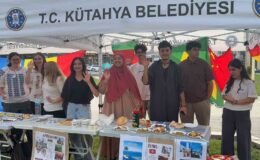 Yabancı öğrenciler yemekler üzerinden ülkelerini anlattı