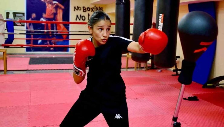 Yaz Spor Okulları’nda boks eğitimleri yoğun ilgi görüyor