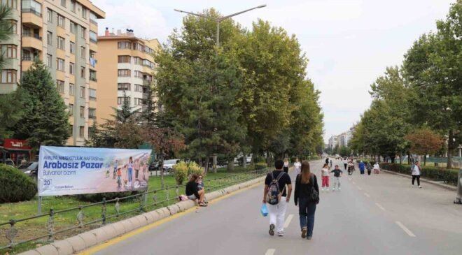 Arabasız Pazar’da bulvarlar yayaların oldu