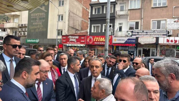 Bakan Güler Afyonkarahisar’da esnaf ile buluştu