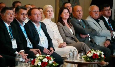 Başkan Subaşı, belediye başkanlarıyla Kayseri’de bir araya geldi