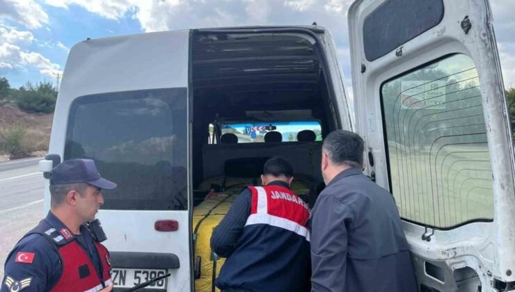 Bilecik’te düzensiz göç uygulamasında 3 aranan şahıs yakalandı