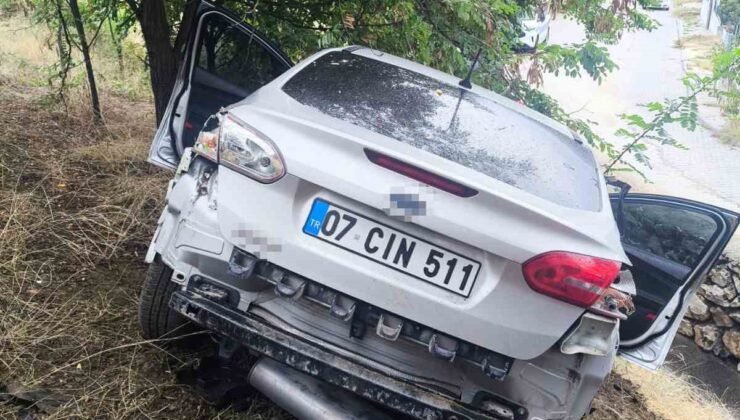 Bilecik’te otomobil şarampole uçtu: 4 kişi yaralandı