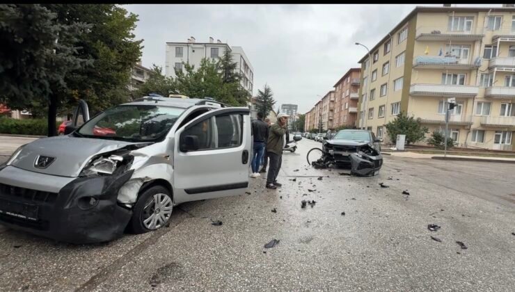 Bir kişinin yaralandığı trafik kazası sonrası yaşanan gerginlik güçlükle yatıştırıldı