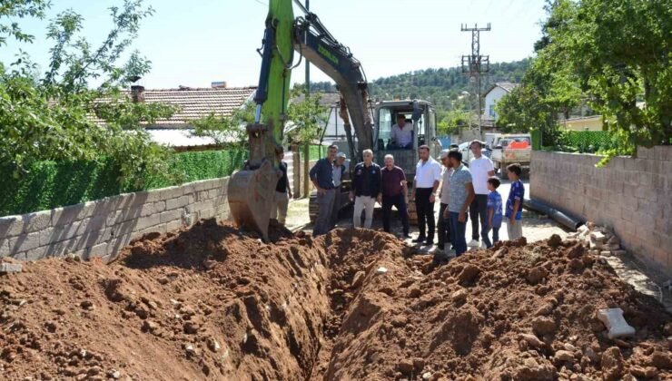 Emet’te köylerin altyapı çalışmaları yerinde incelendi