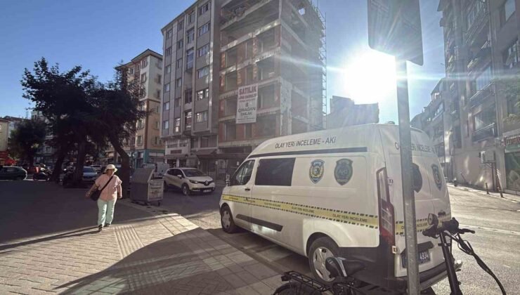 Eskişehir’de 58 yaşındaki kadın evinde ölü bulundu