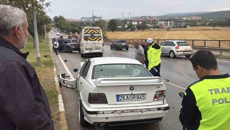 Eskişehir’de 7 araçlı zincirleme kaza: 1 yaralı