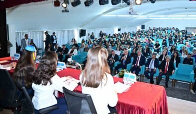 Eskişehir’de ’Yazar Okumaları – Cengiz Dağcı Okumaları’ programı gerçekleştirildi