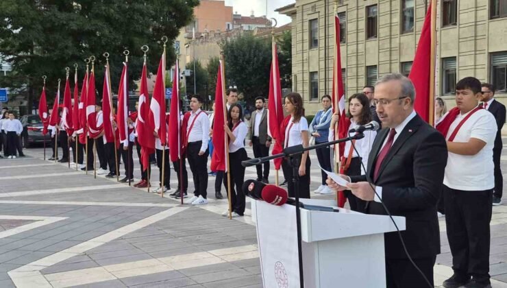 Eskişehir’de Eğitim-Öğretim Yılı ve İlköğretim Haftası töreni