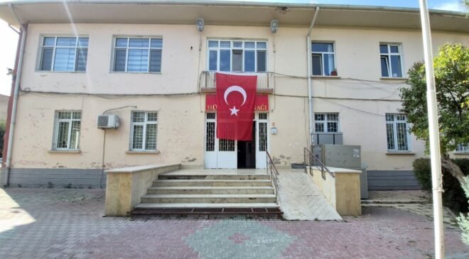 Eskişehir’de “kız meselesi” nedeniyle 1 kişinin bıçaklandığı olayla ilgili 3 şüpheli tutuklandı
