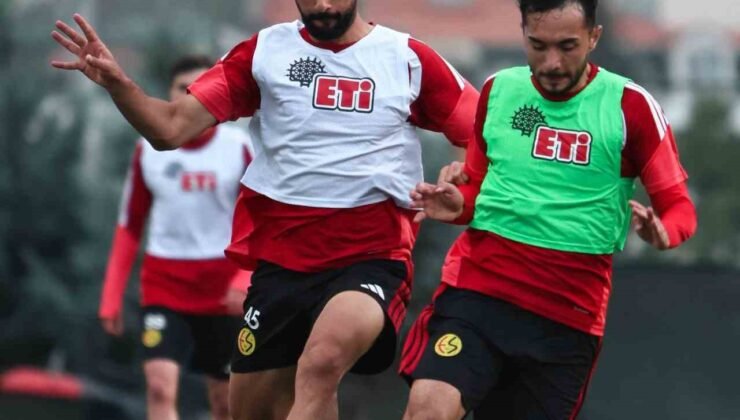 Eskişehirspor, Balıkesirspor maçı için hazırlanıyor