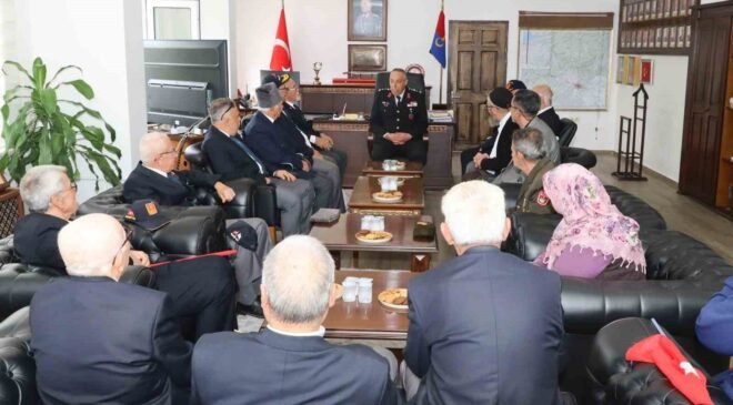 Gaziler Günü’nde kahraman gaziler jandarmada misafir edildi