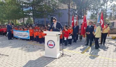 Hisarcık’ta İlköğretim Haftası coşkuyla kutlandı