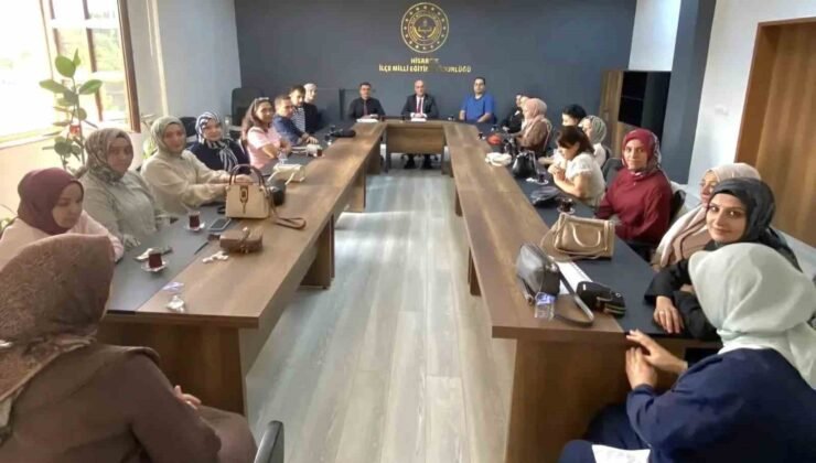 Hisarcık’ta ücretli öğretmenlerle yeni eğitim yılı toplantısı