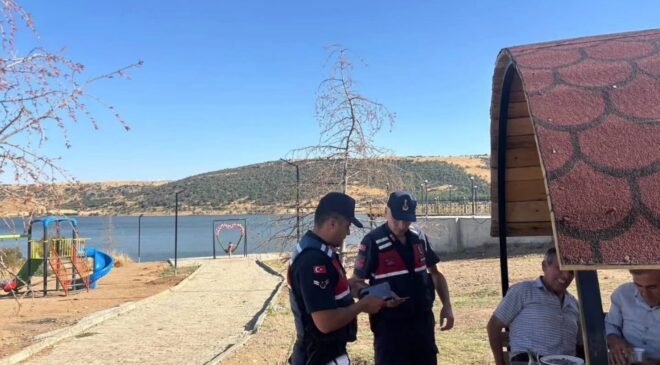 Jandarma mesire alanlarında denetim yaptı