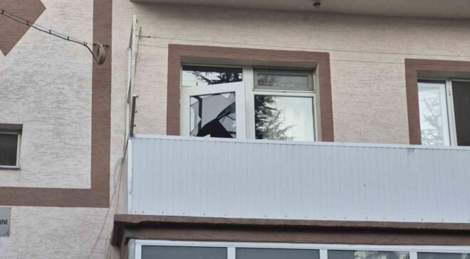 Kötü koku ihbarı ekipleri harekete geçirdi: Evinde ölü bulundu