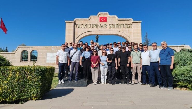 Kütahya’da 121 okul müdürü Dumlupınar’ın tarihi mirasını yerinde inceledi