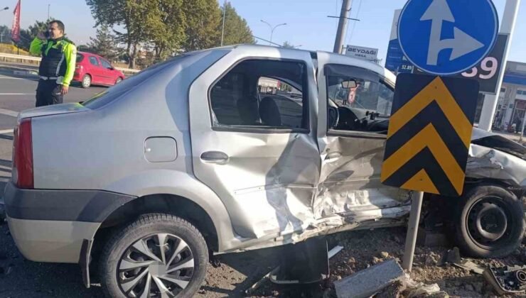 Kütahya’da otomobiller çarpıştı: 6 yaralı