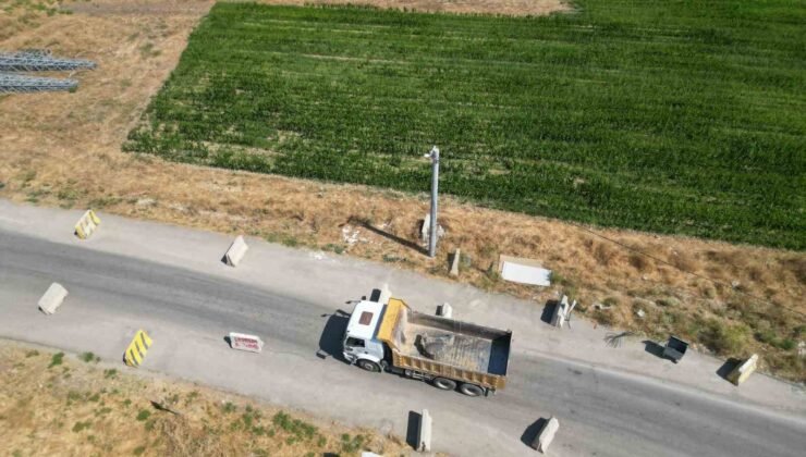 Mahalle sakinlerini çileden çıkaran ’beton bariyer’ bilmecesi