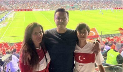 Milletvekili Hatipoğlu, milli maçı tribünden takip etti