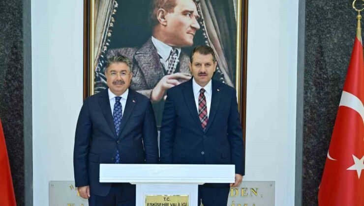 Millî Savunma Bakan Yardımcısı Ayhan, Vali Yılmaz’ı ziyaret etti