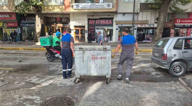 Patlamaların yaşandığı çöp konteynerinde bu defa da yangın çıktı