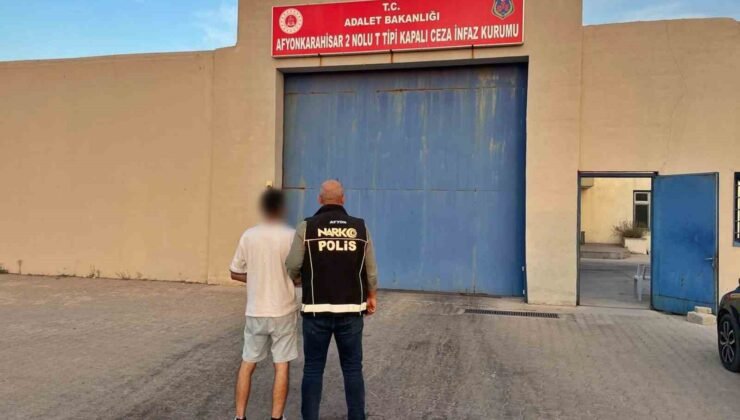 Polis 14 yıl 4 ay hapis cezasıyla aranan şahsı yakaladı
