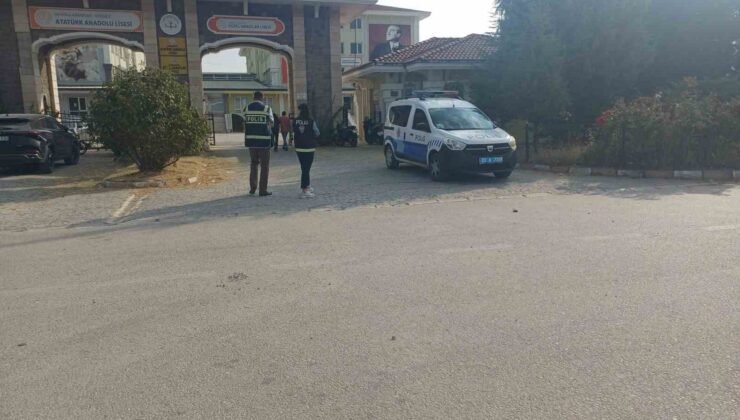 Polisten okul çevrelerinde denetim