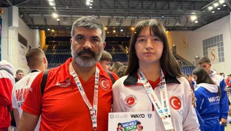 Eskişehirli milli sporcu Rabia Şafak dünya üçüncüsü oldu! Dünya Şampiyonası’nda bronz madalya