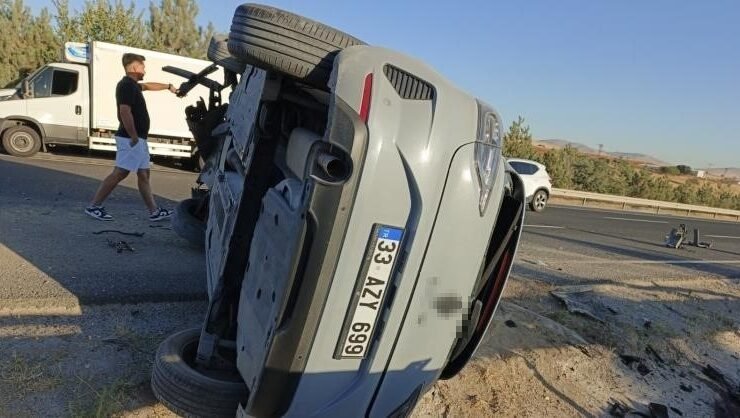 Sivrihisar’da kontrolden çıkan otomobil yan yattı: 1 yaralı