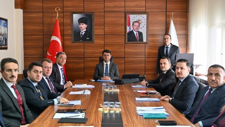 Sosyal Yardımlaşma ve Dayanışma Vakıflarının çalışmaları değerlendirildi