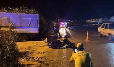 Tavşanlı’da kamyonet ile motosiklet çarpıştı: 2 yaralı