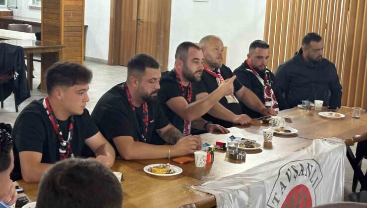 Tavşanlı’da Linyitspor tribünlerinde yeni dönem